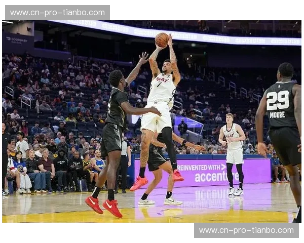 尘封的经典：马刺vs热火第五场录像，一场关于伟大与传承的史诗